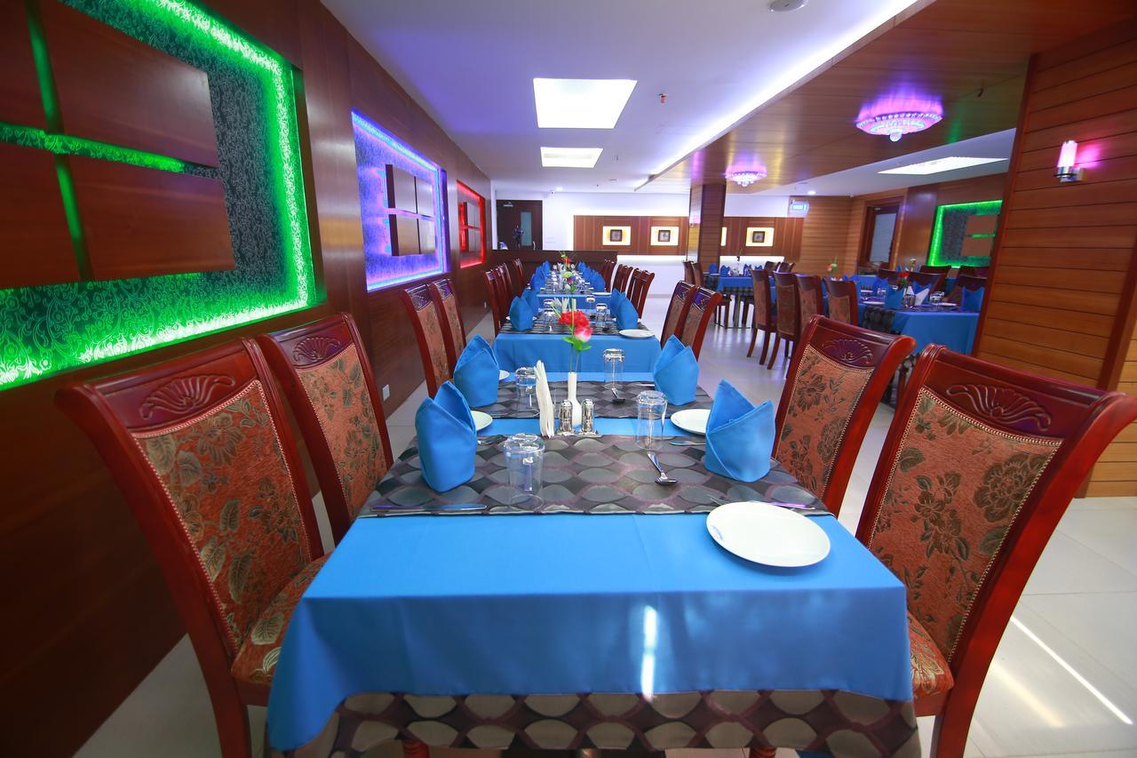 Rouba Residency Hotel Ponnāni Екстериор снимка