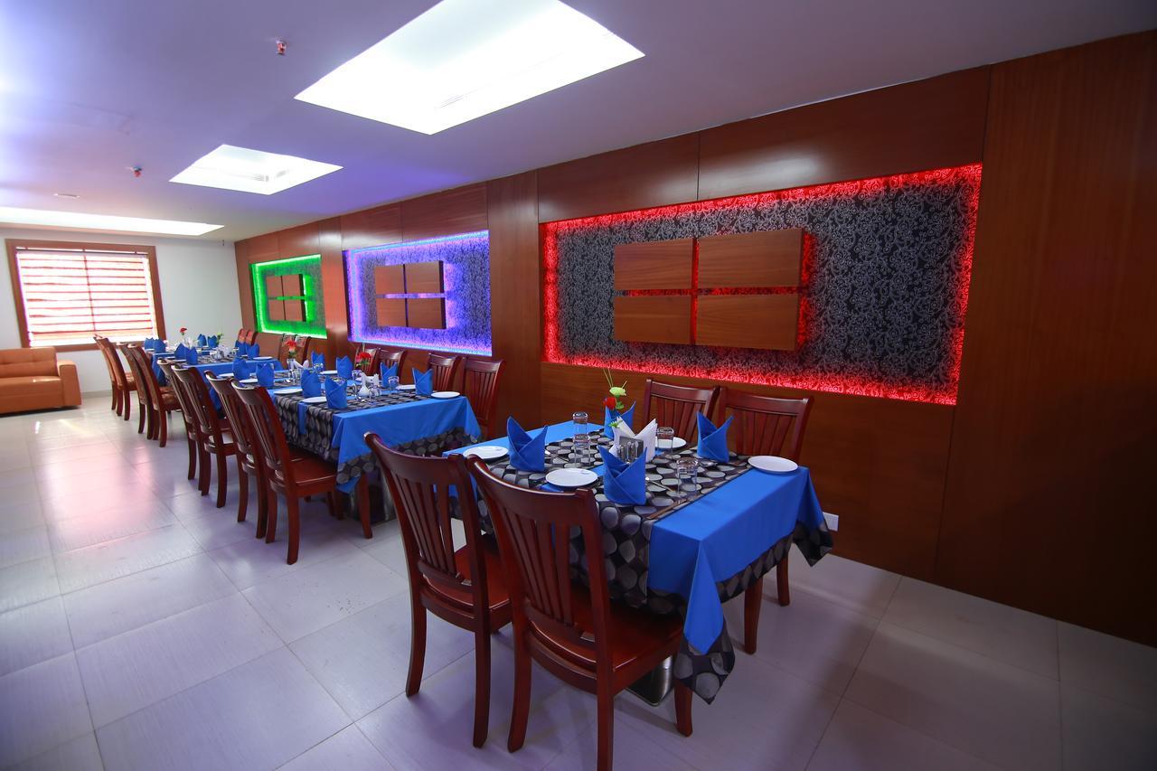 Rouba Residency Hotel Ponnāni Екстериор снимка