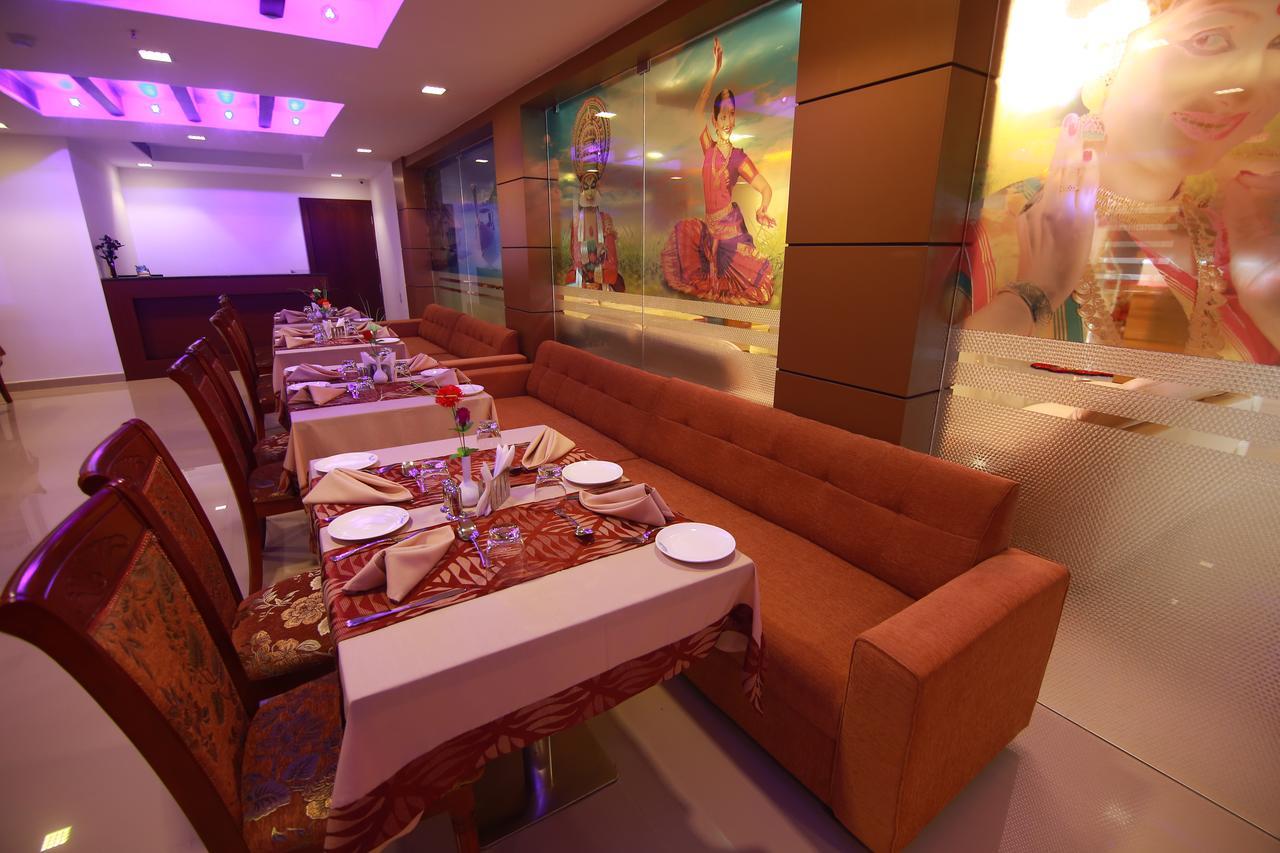 Rouba Residency Hotel Ponnāni Екстериор снимка