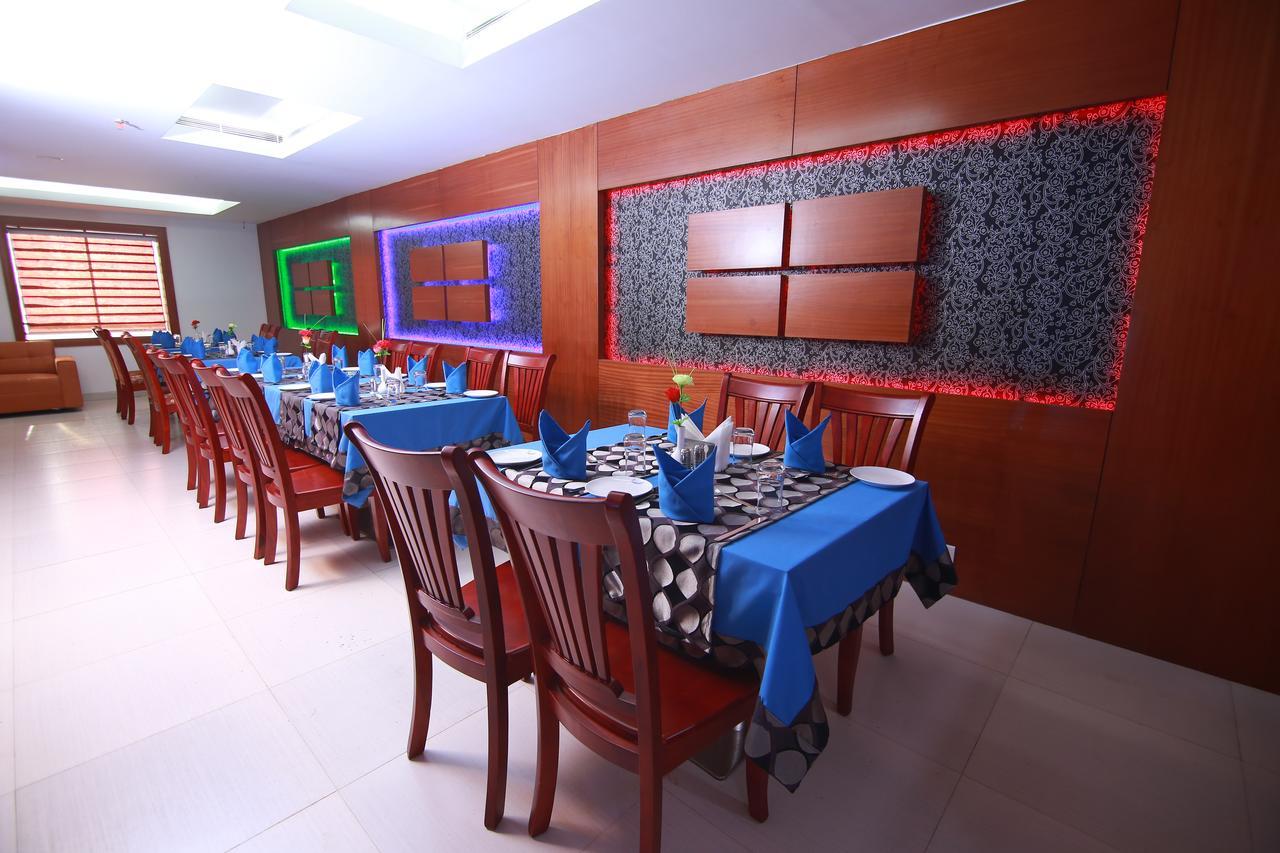Rouba Residency Hotel Ponnāni Екстериор снимка