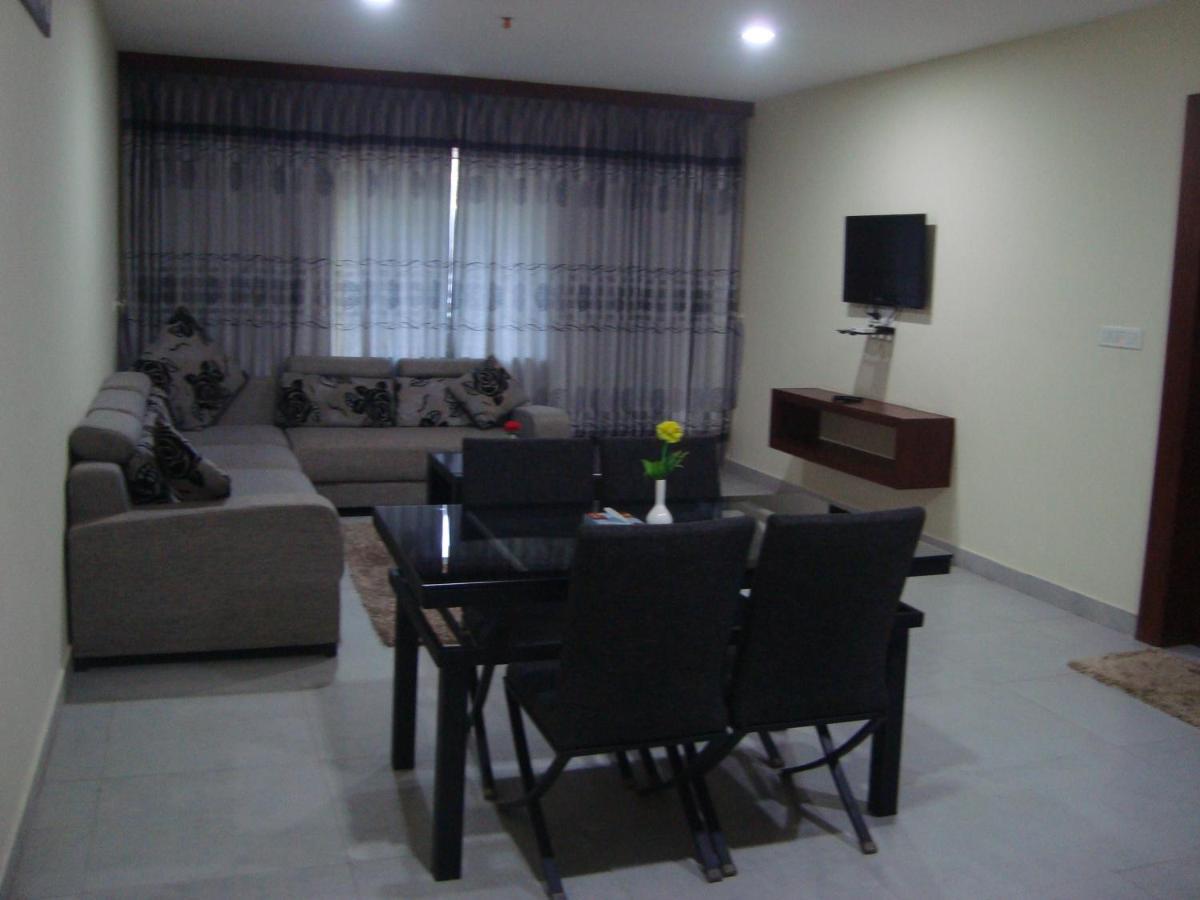 Rouba Residency Hotel Ponnāni Екстериор снимка