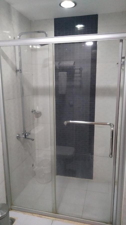 Rouba Residency Hotel Ponnāni Екстериор снимка