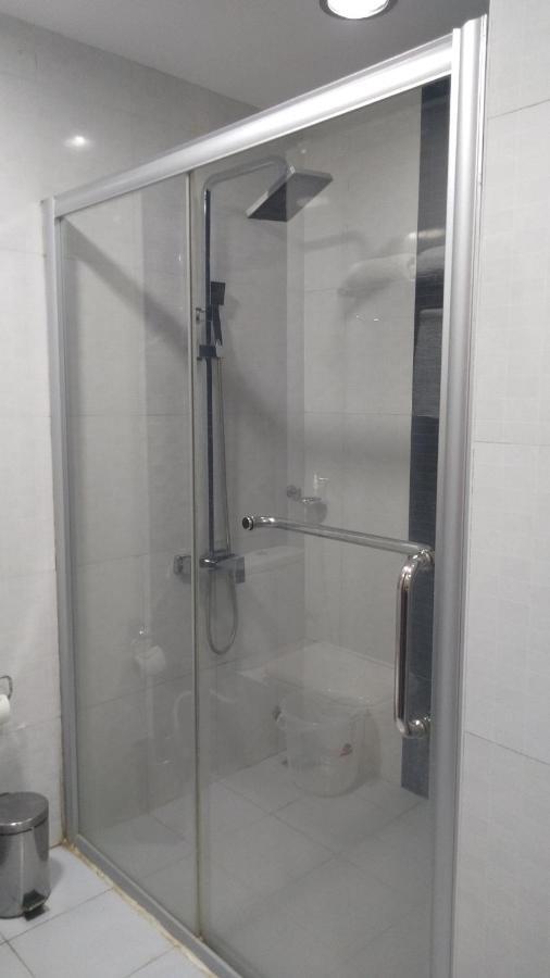 Rouba Residency Hotel Ponnāni Екстериор снимка