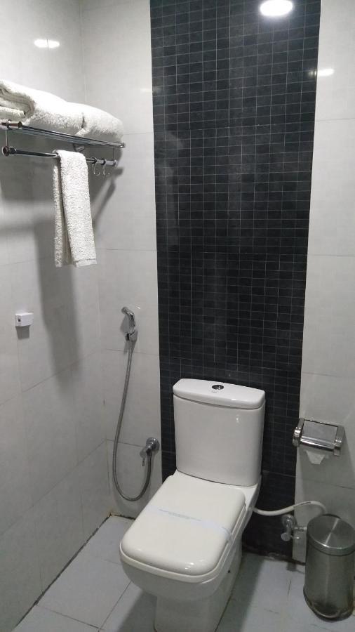 Rouba Residency Hotel Ponnāni Екстериор снимка
